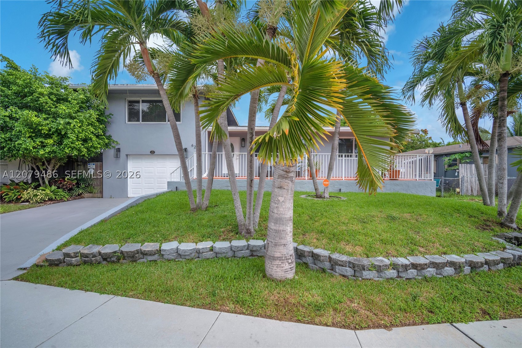 Hallandale Beach photo 3