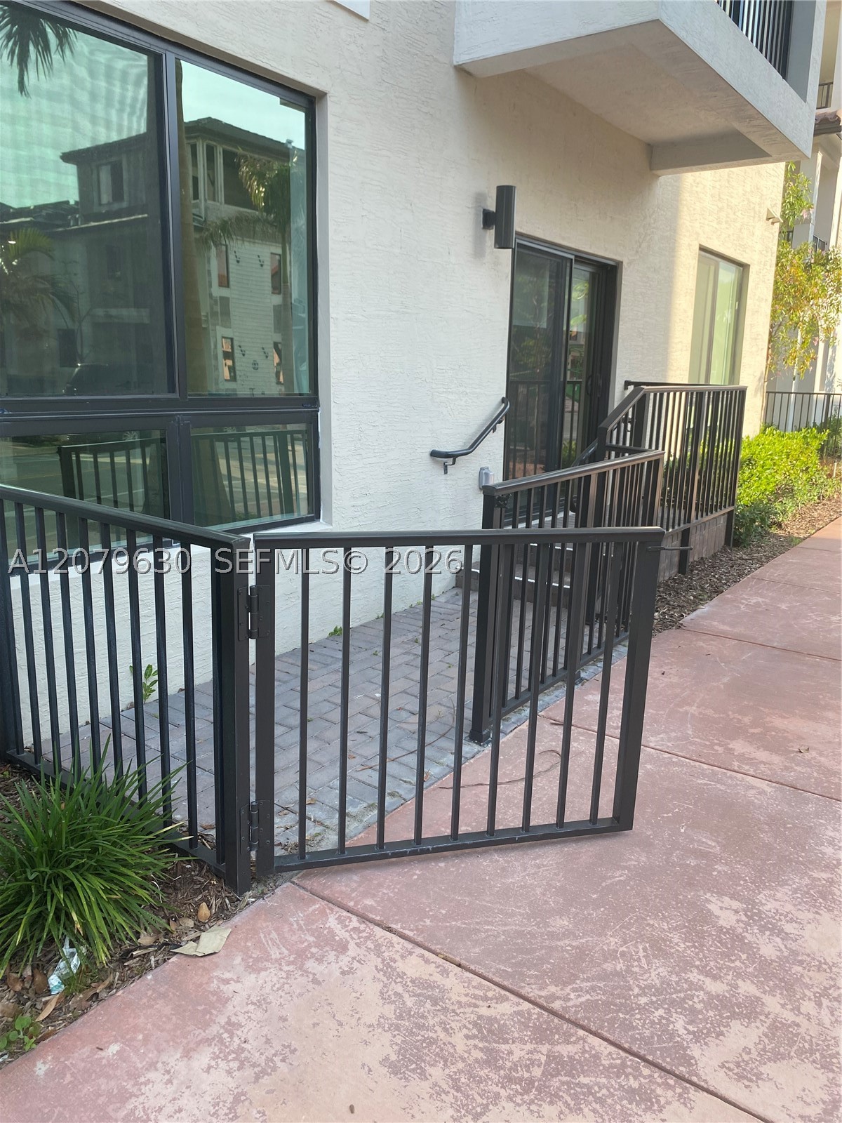 Doral photo 2