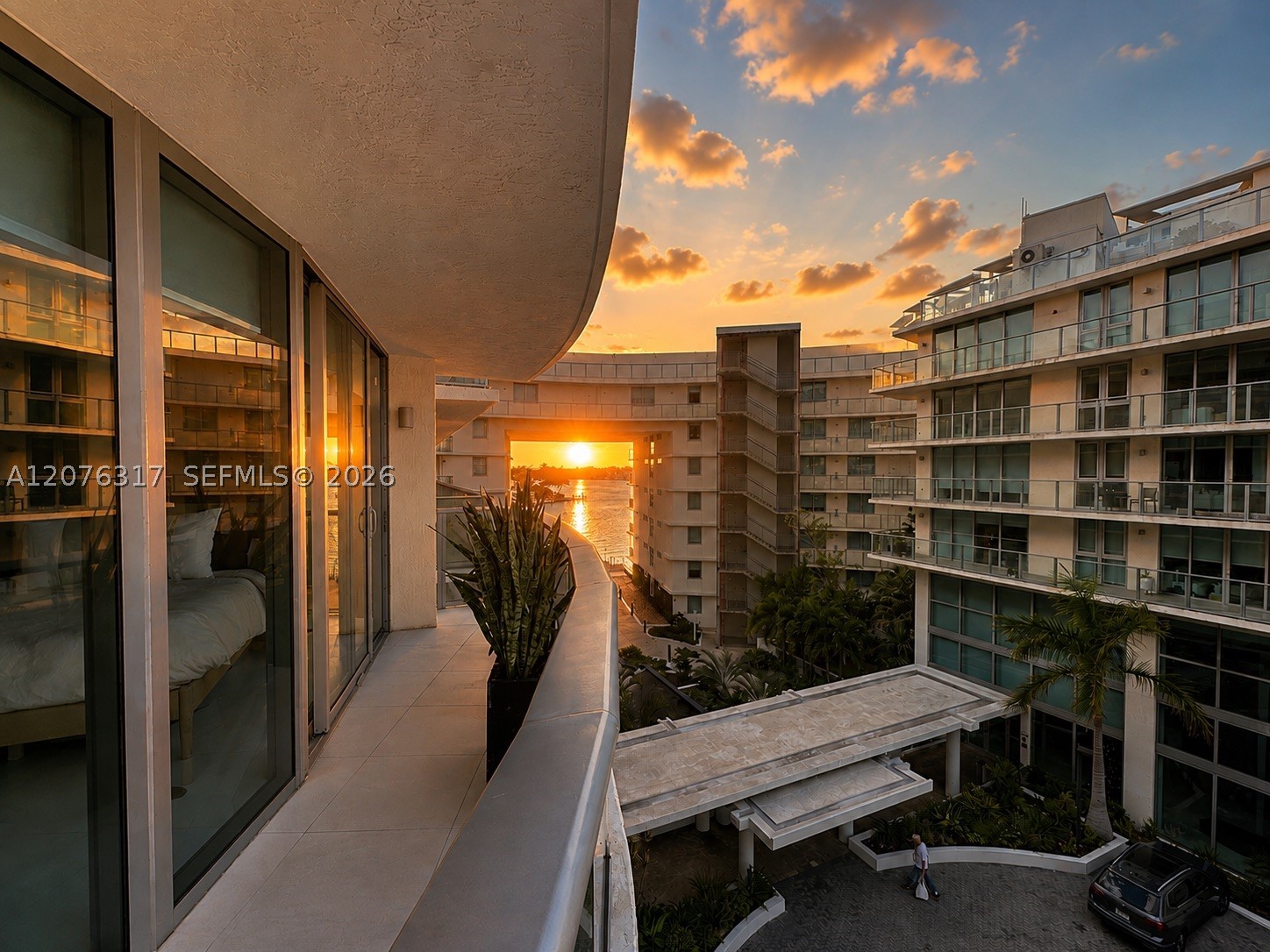 Miami Beach photo 2