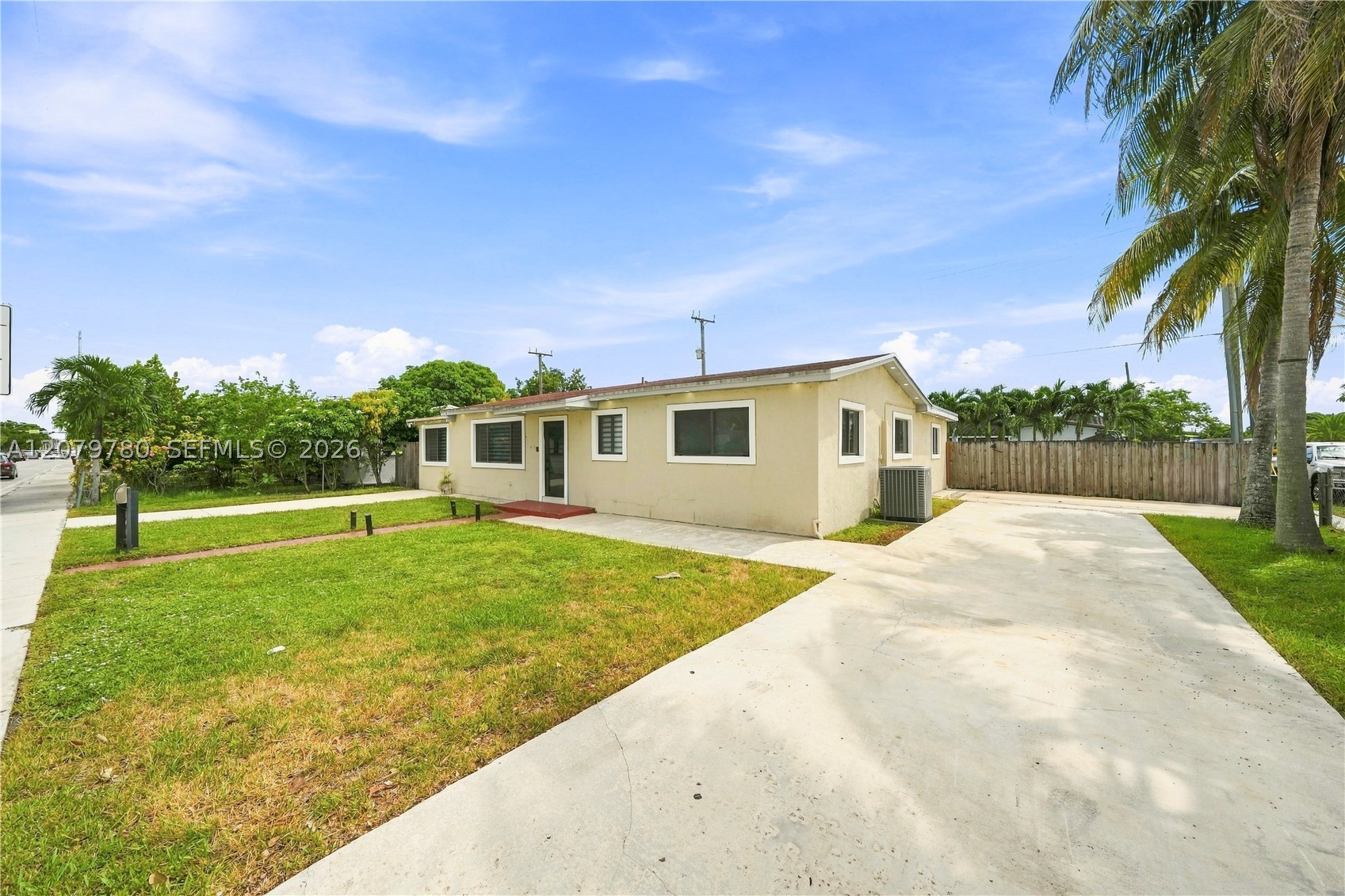 Hialeah photo 3