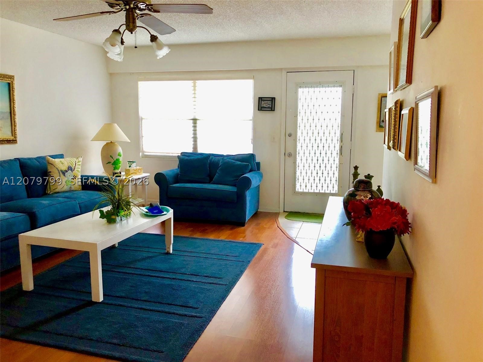 Pembroke Pines photo 2