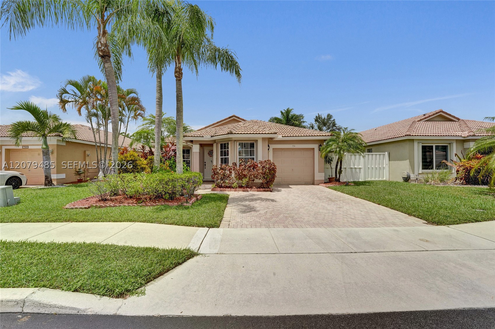 Pembroke Pines photo 3