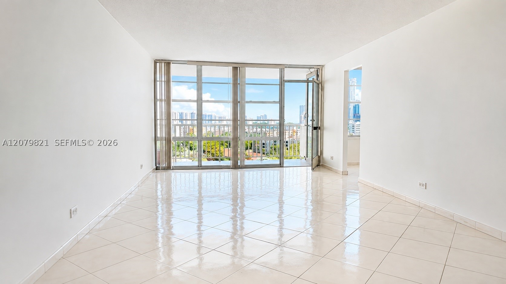 Sunny Isles Beach photo 2