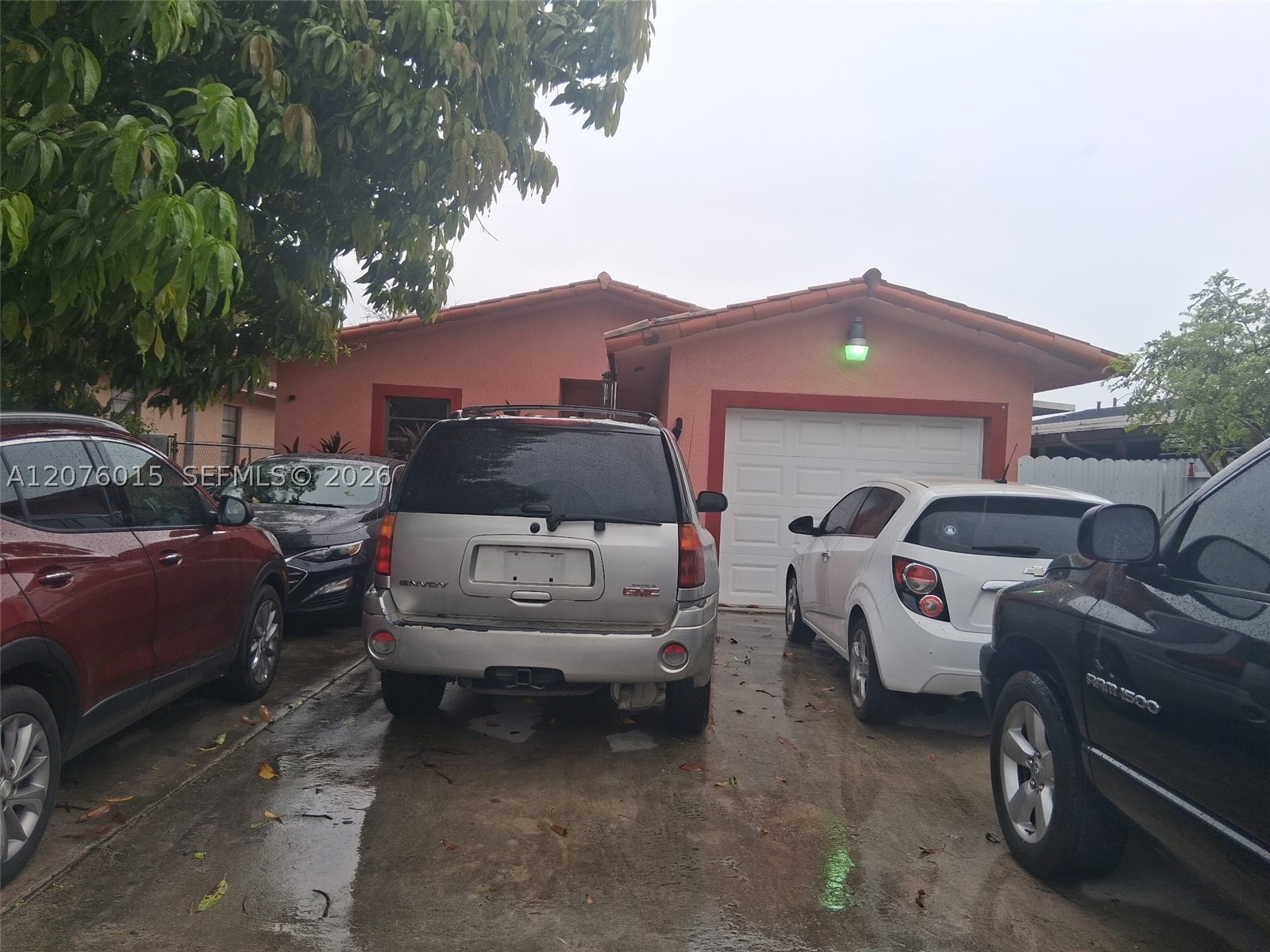 Hialeah Gardens photo 3