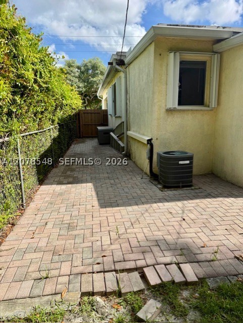 North Miami Beach photo 5