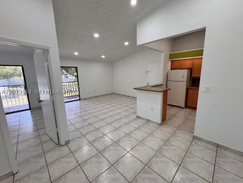 Hialeah photo 5