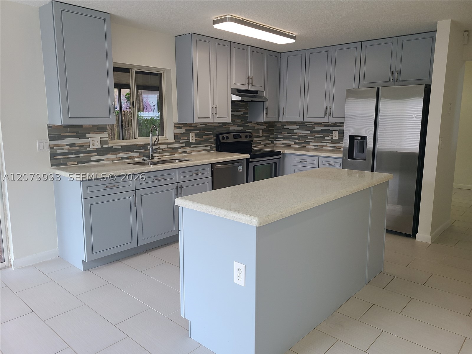 Pembroke Pines photo 3