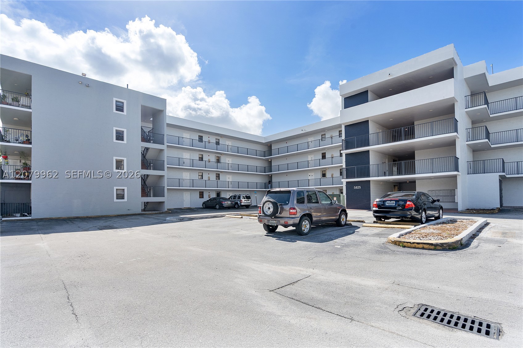 Hialeah photo 2