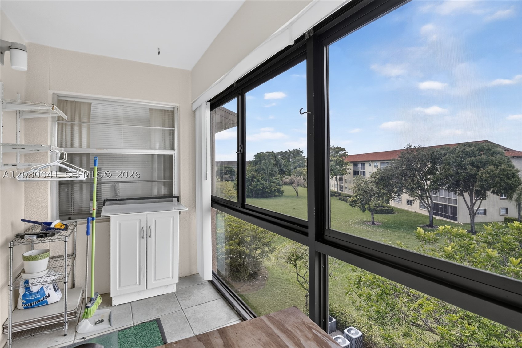 Pembroke Pines photo 2