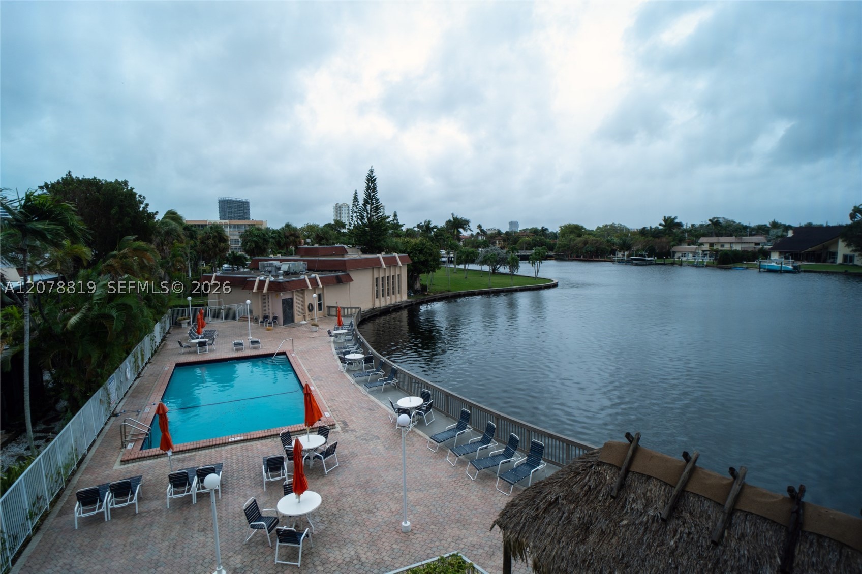 Hallandale Beach photo 2