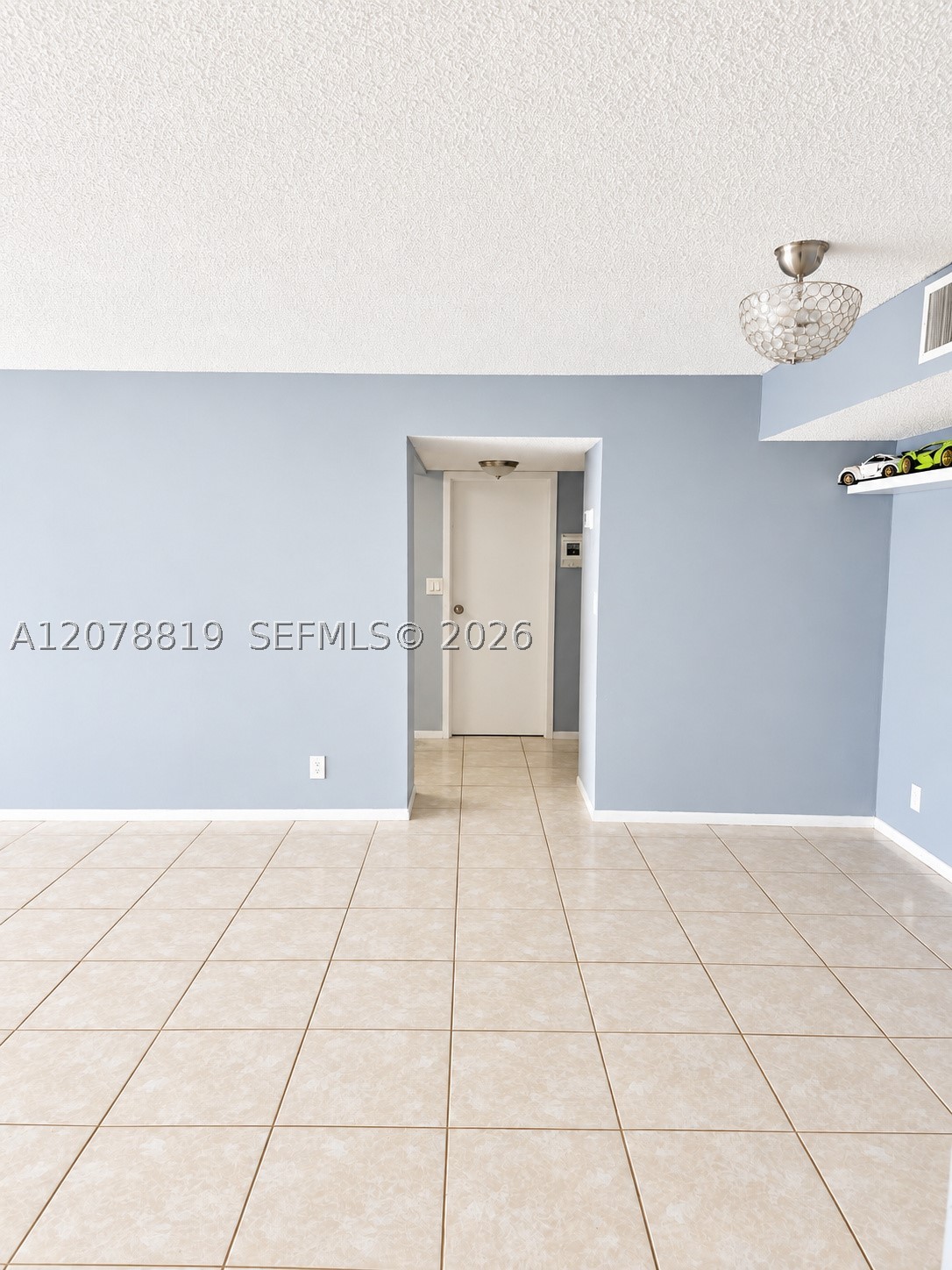 Hallandale Beach photo 3