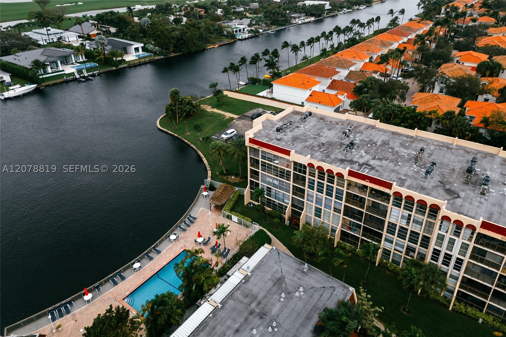 Hallandale Beach photo 3