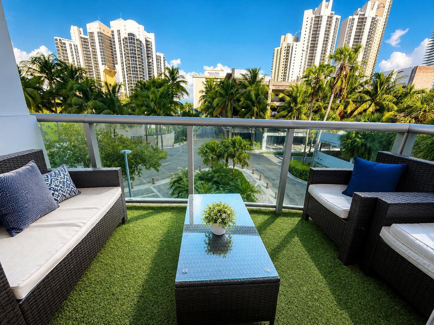 Sunny Isles Beach photo 5