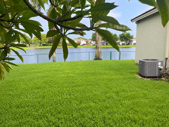 Pembroke Pines photo 4
