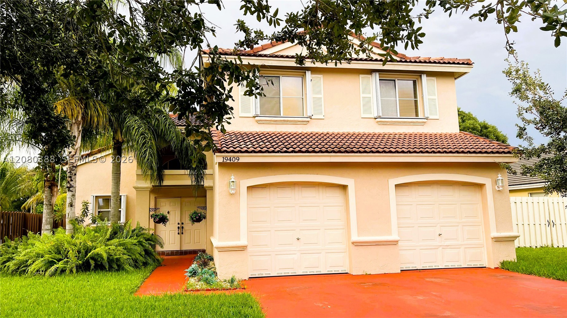 Pembroke Pines photo 1