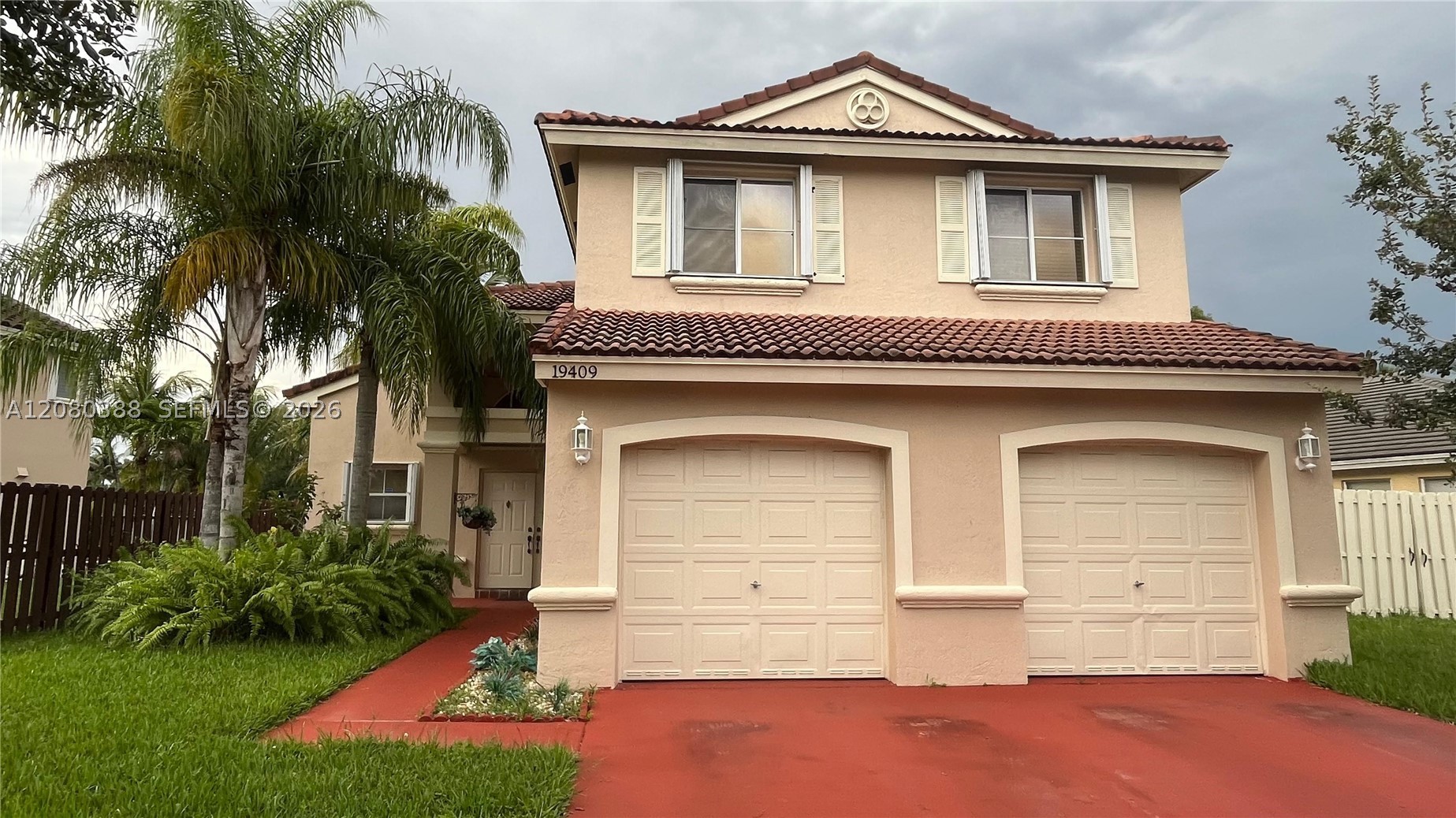 Pembroke Pines photo 2