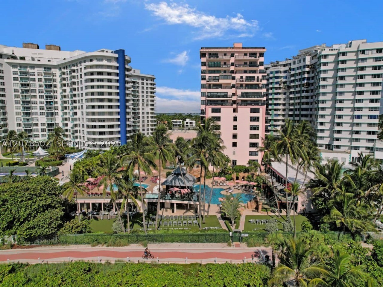 Miami Beach photo 1