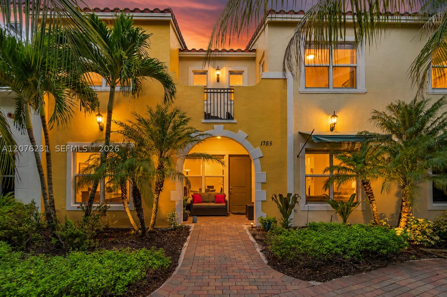 Pembroke Pines photo 1