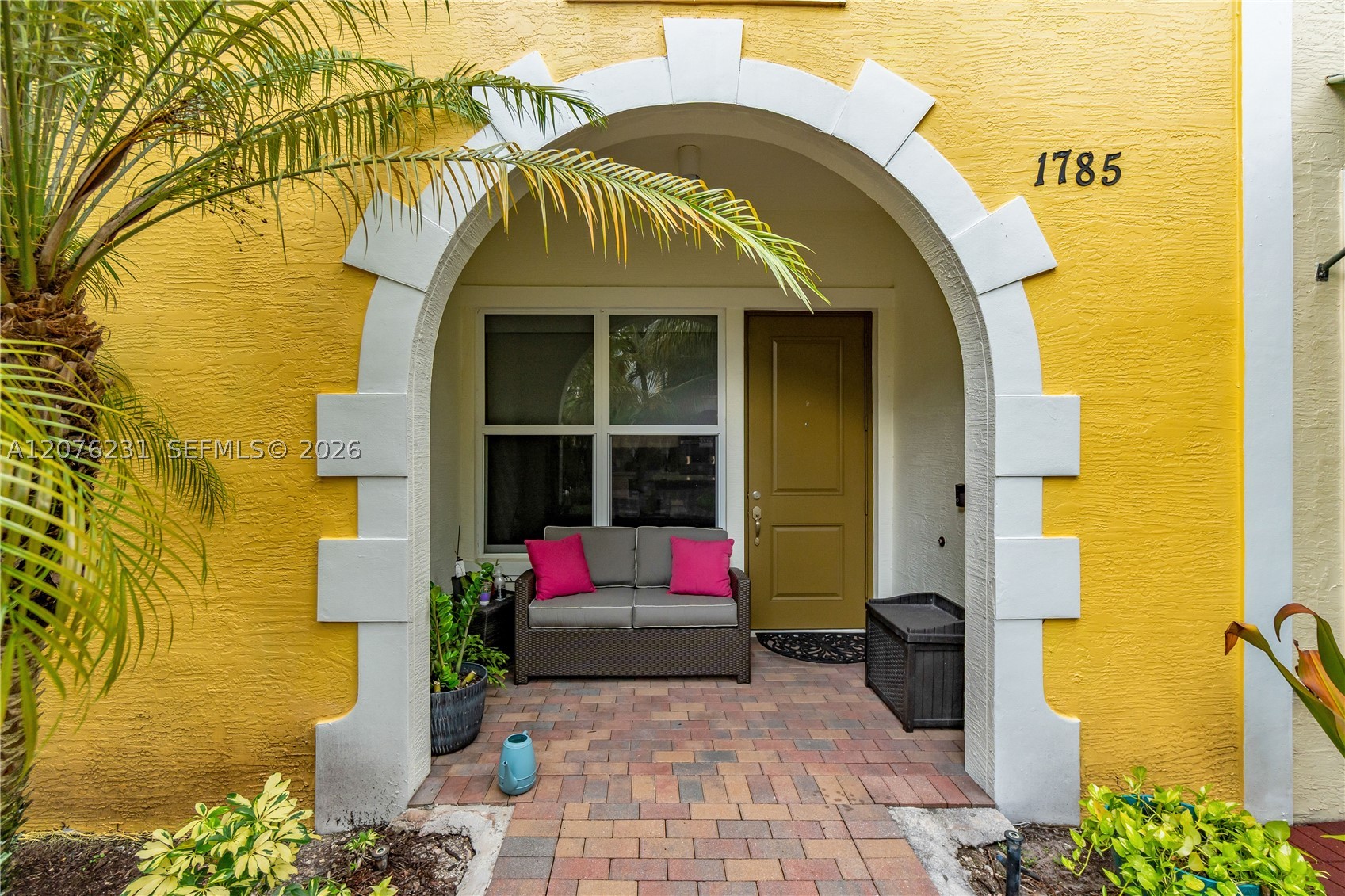 Pembroke Pines photo 2
