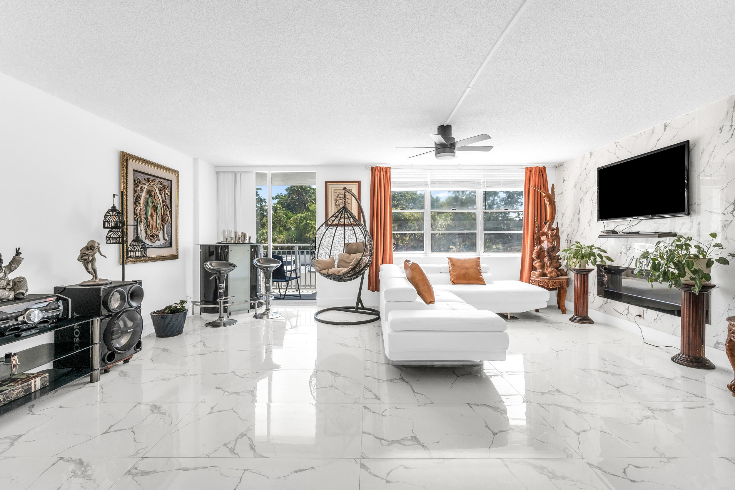 North Miami photo 1