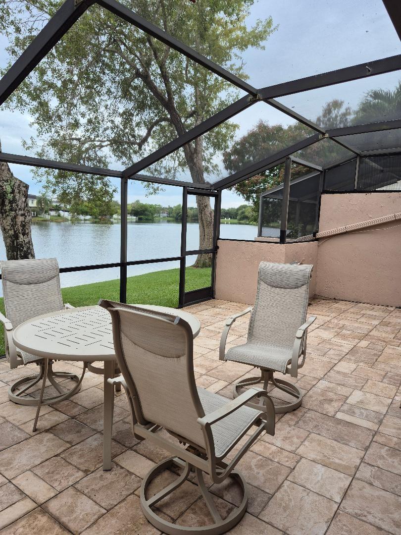 Pembroke Pines photo 5