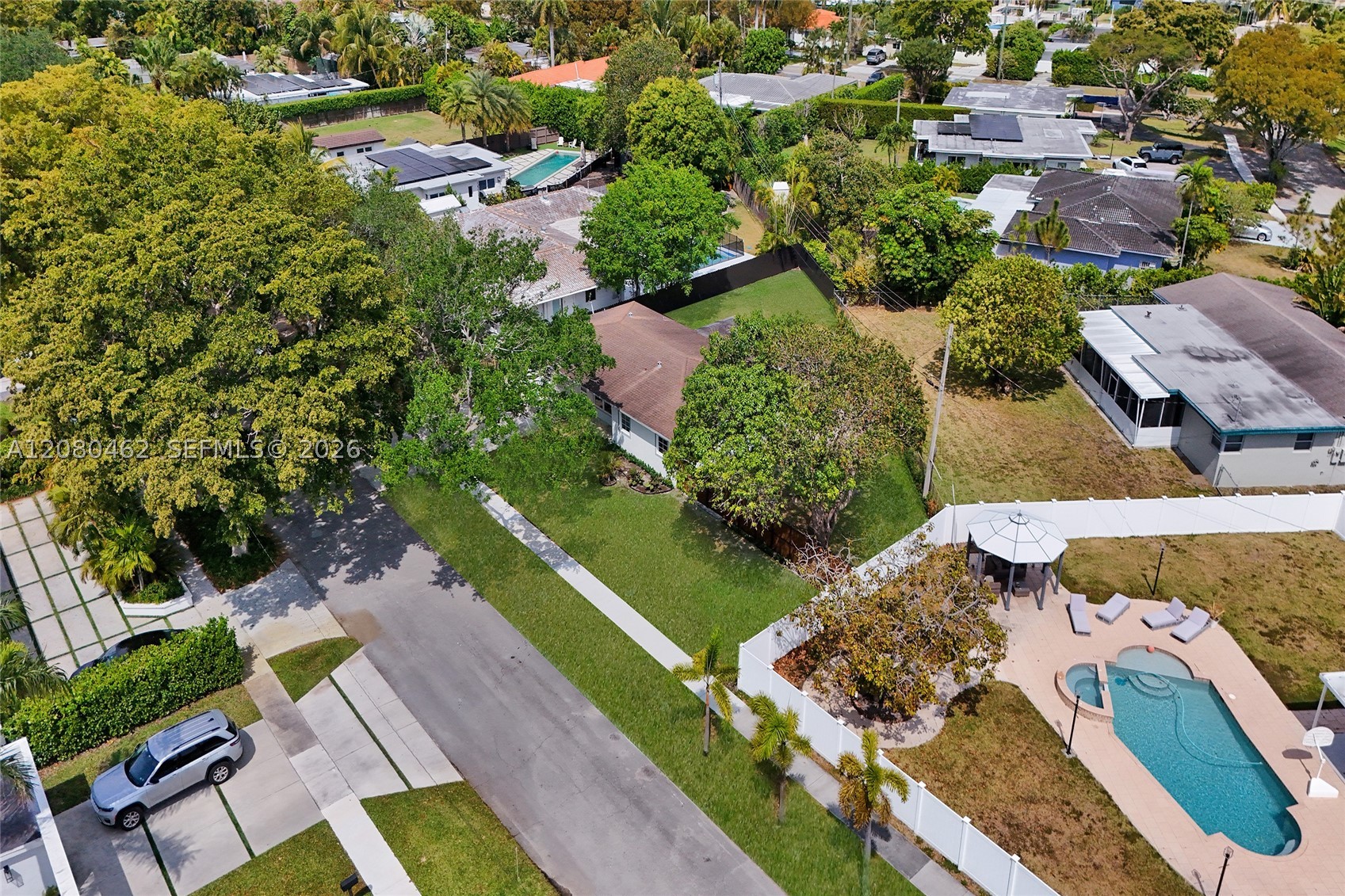 North Miami photo 2