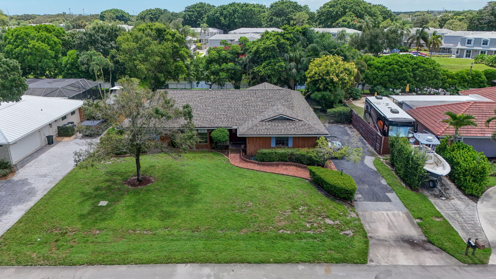 Palm Beach Gardens photo 2
