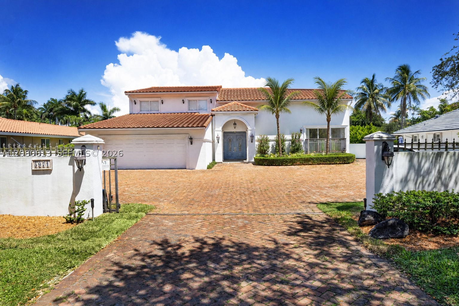 South Miami photo 3