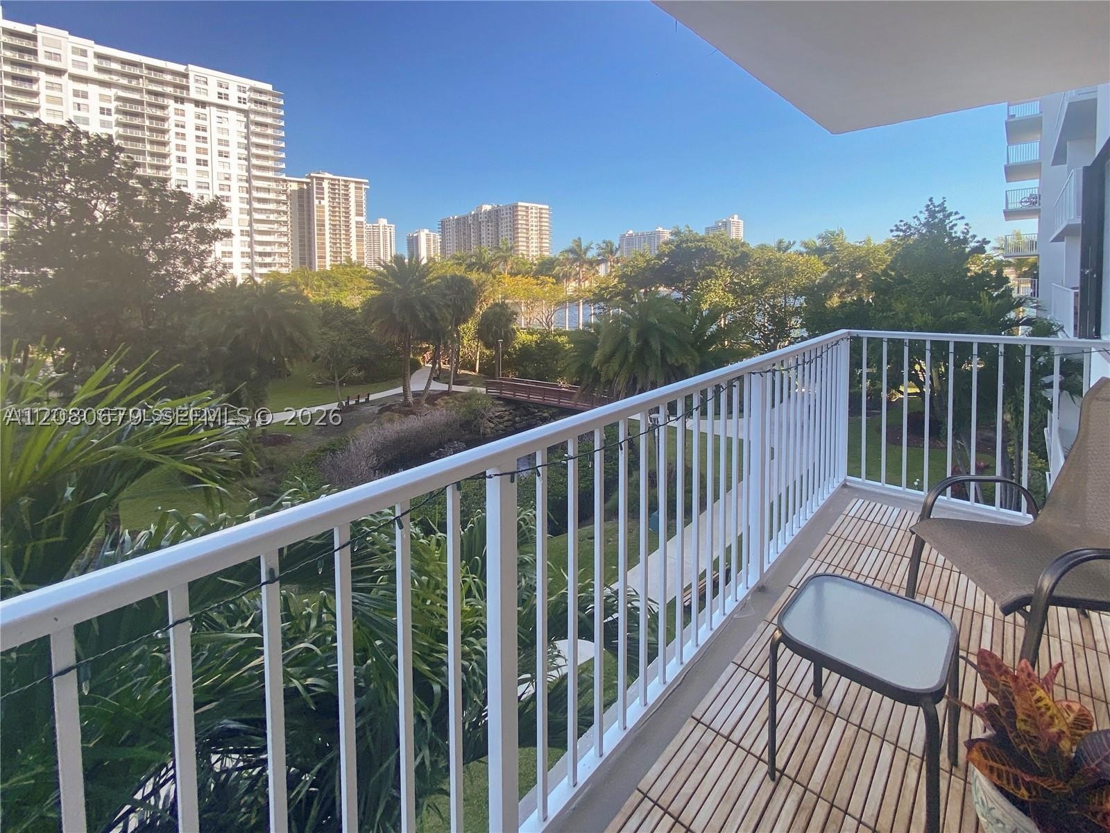 Aventura photo 5