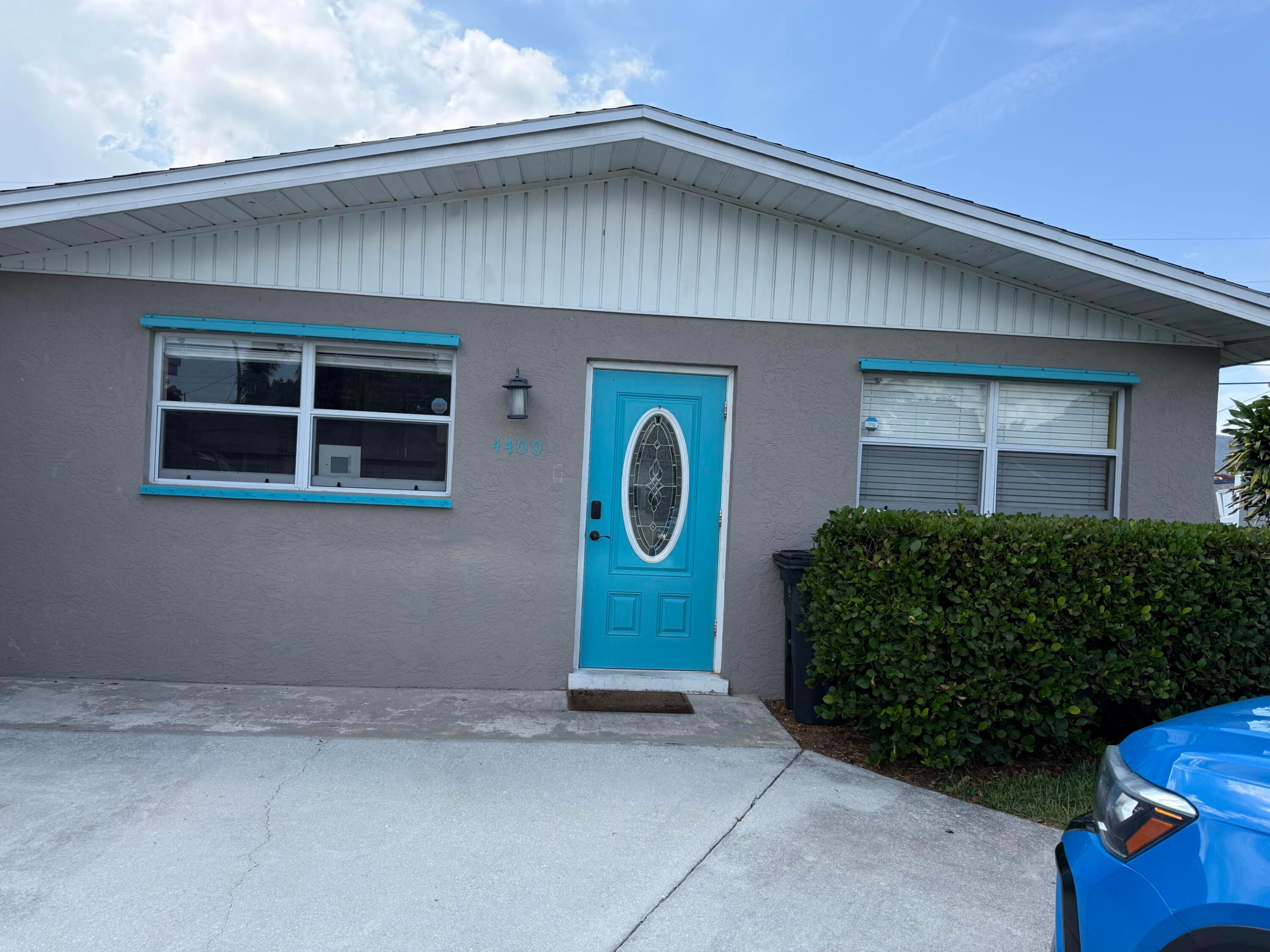 Palm Beach Gardens photo 1