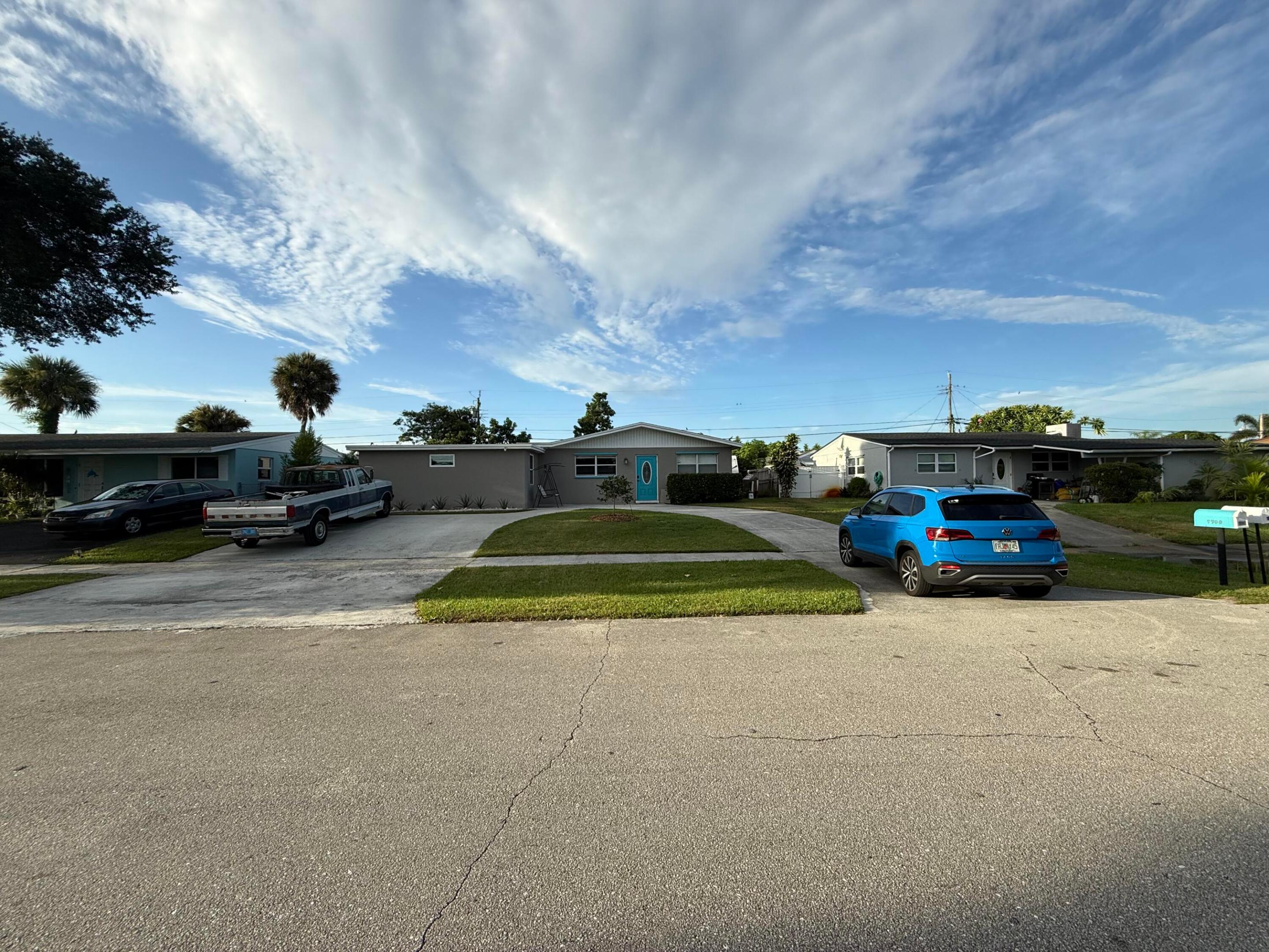 Palm Beach Gardens photo 2