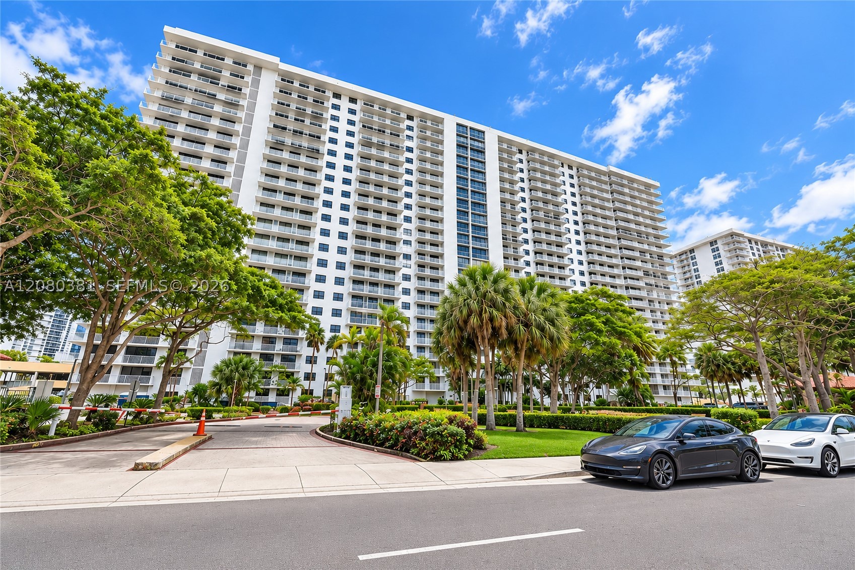 Sunny Isles Beach photo 2