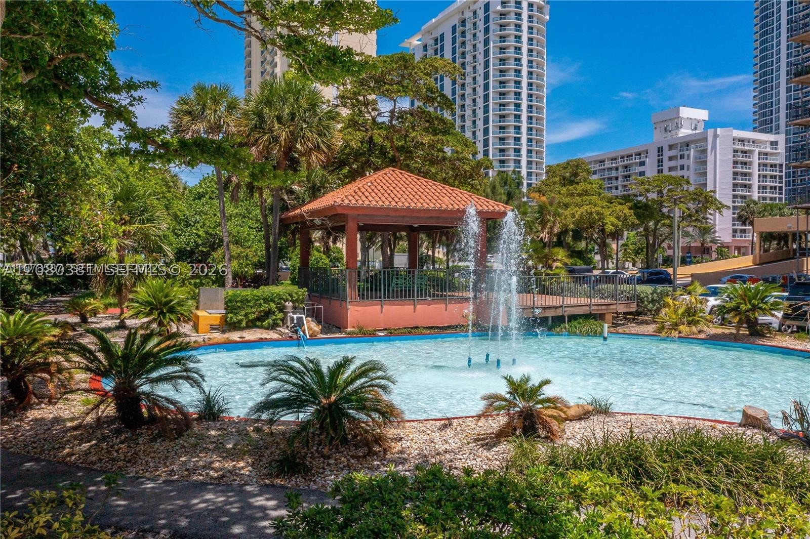 Sunny Isles Beach photo 2