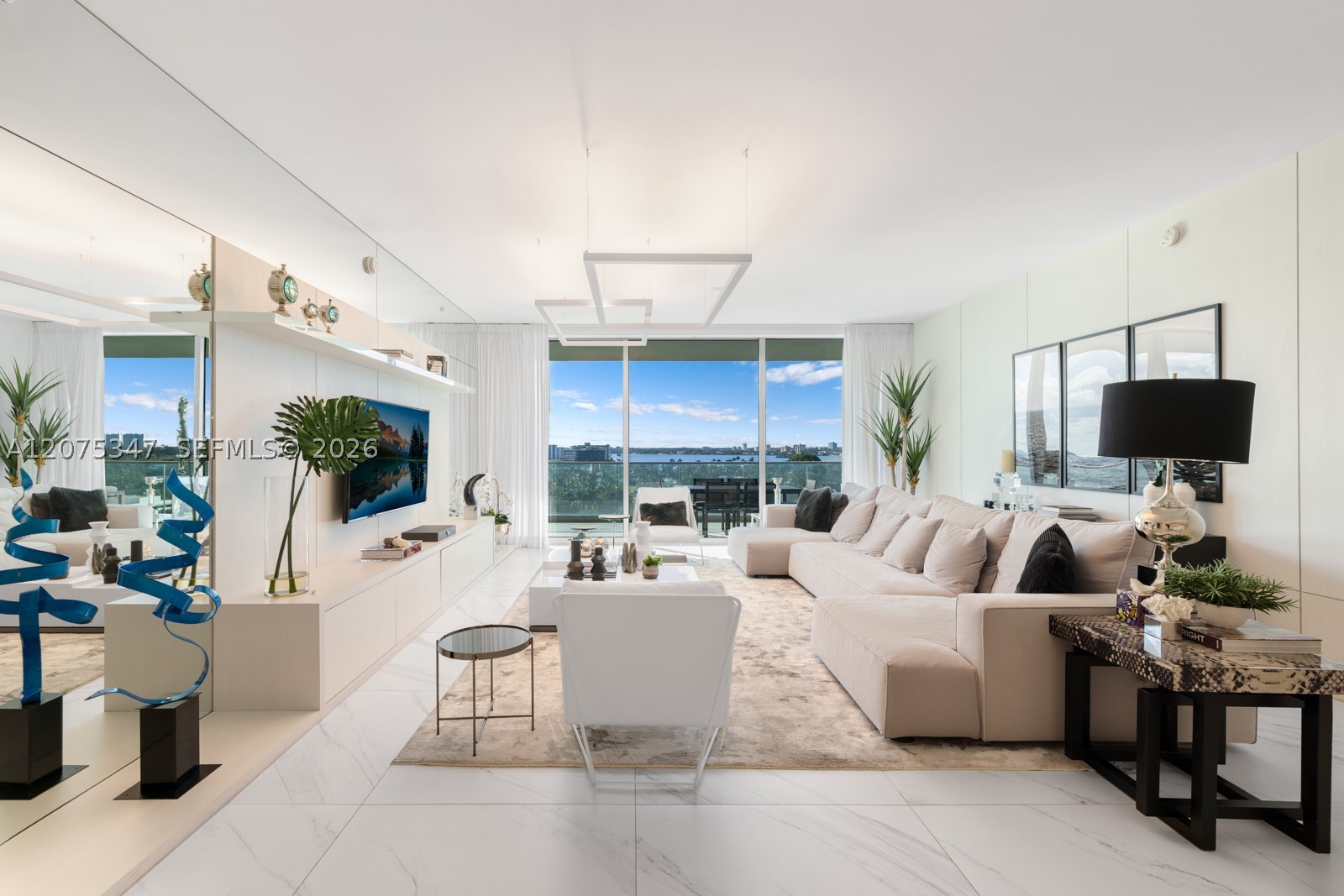 Bal Harbour photo 2