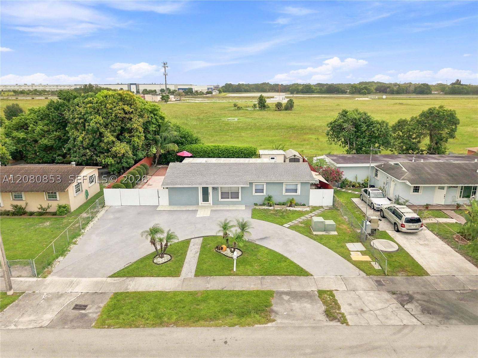 Miami Gardens photo 2