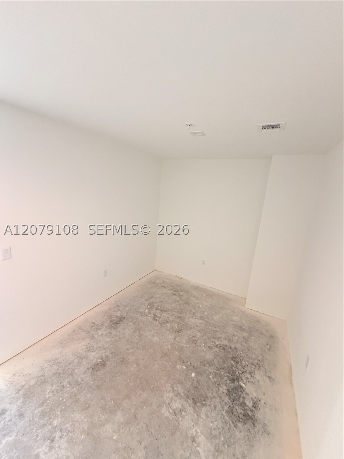 Hallandale Beach photo 4