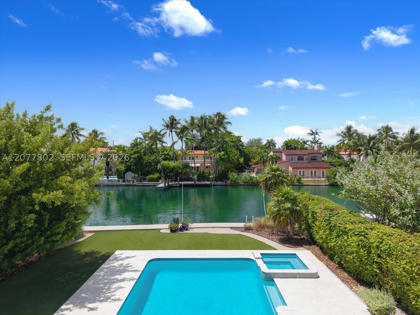 Miami Beach photo 1