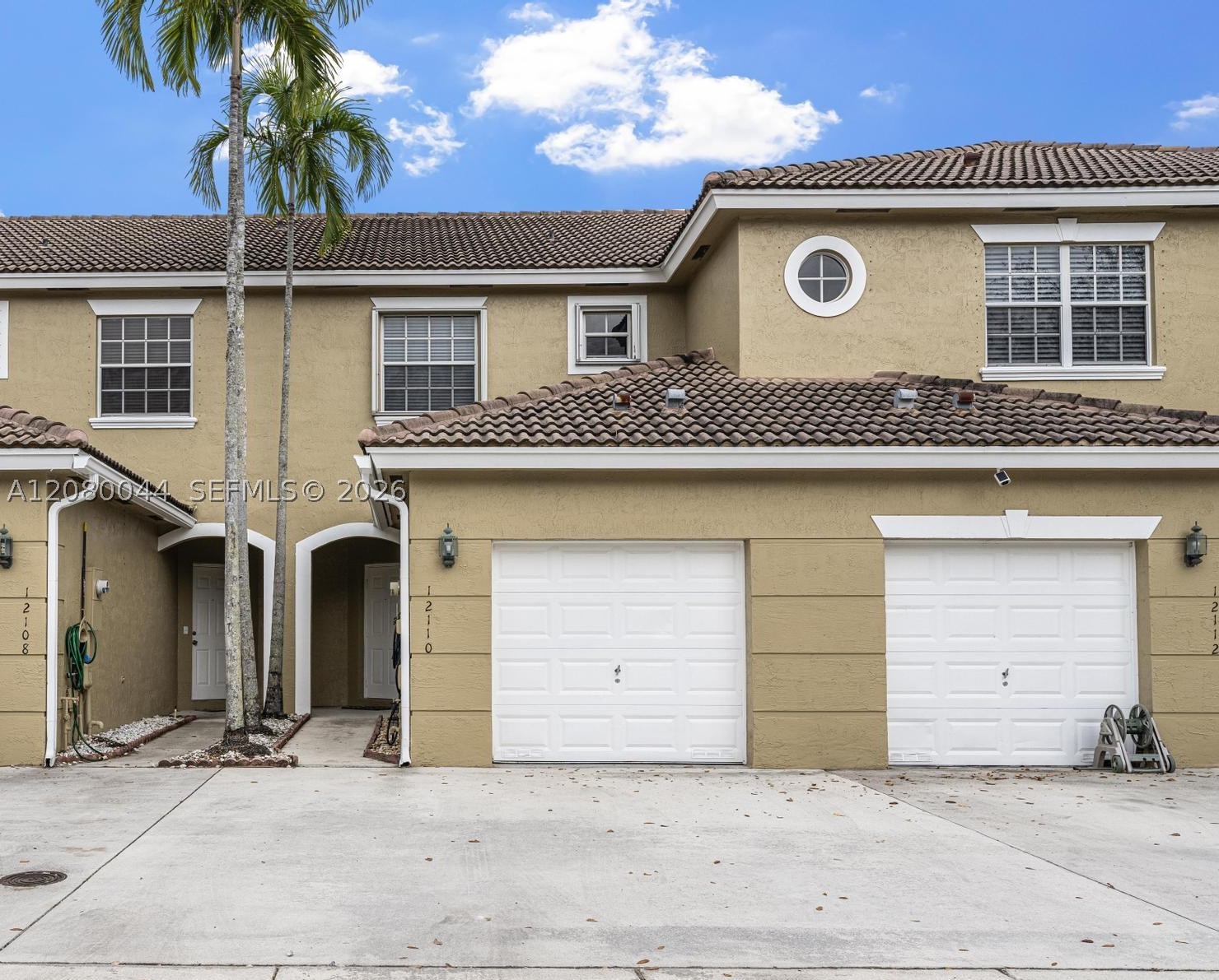Pembroke Pines photo 1