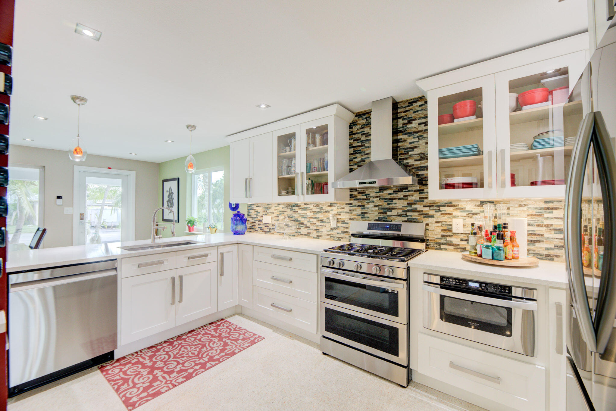 Wilton Manors photo 2