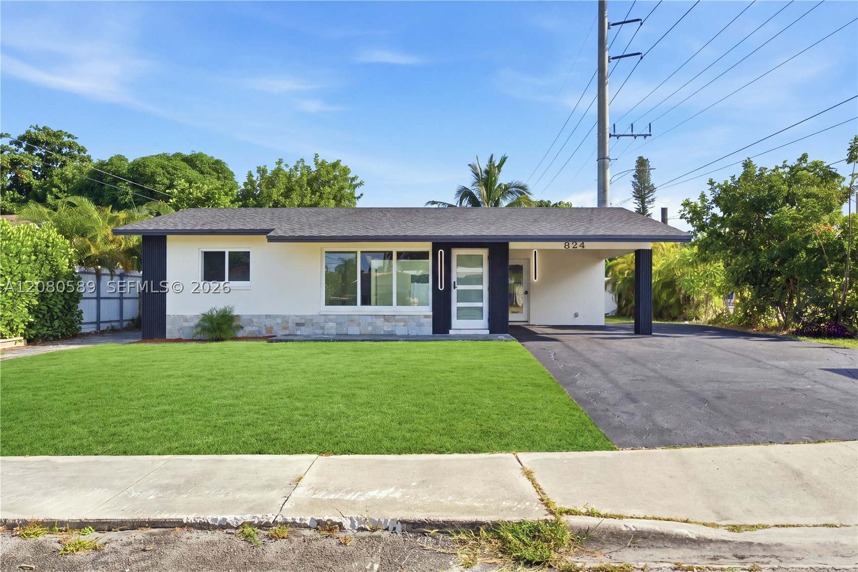 Wilton Manors photo 1