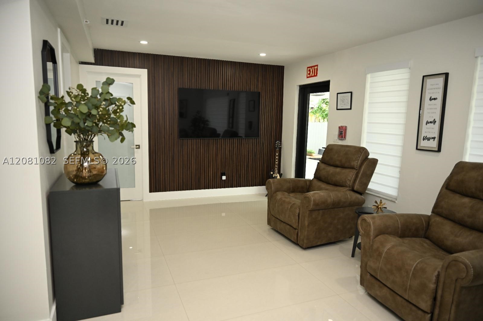 Hialeah photo 3