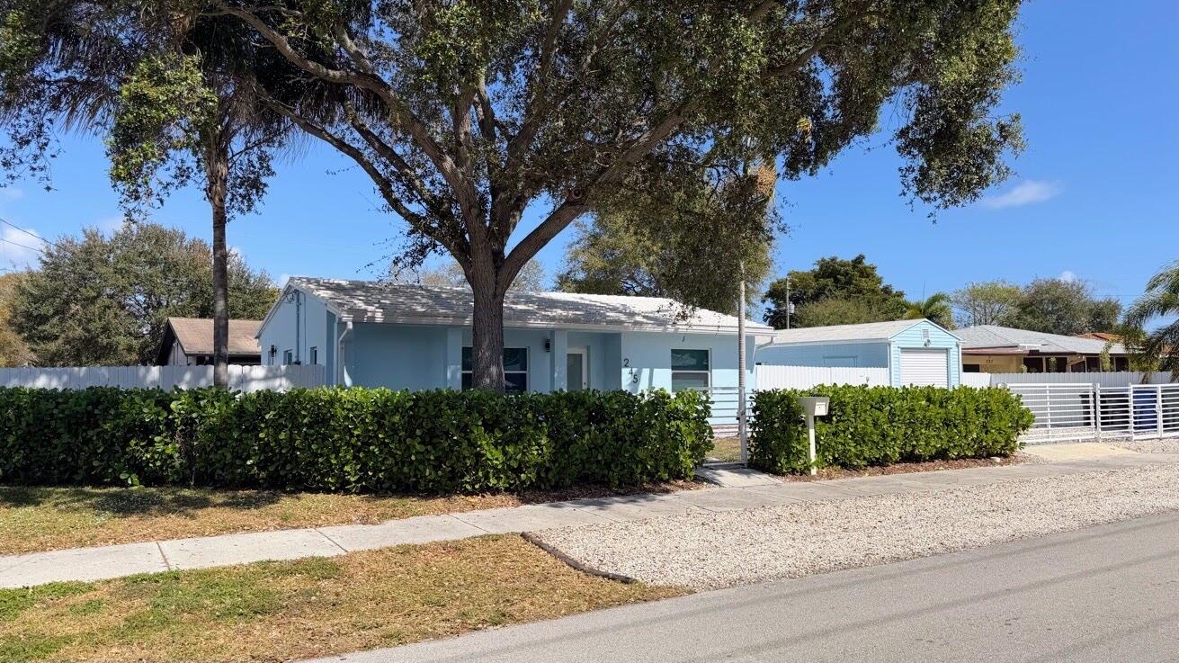 Fort Lauderdale photo 1