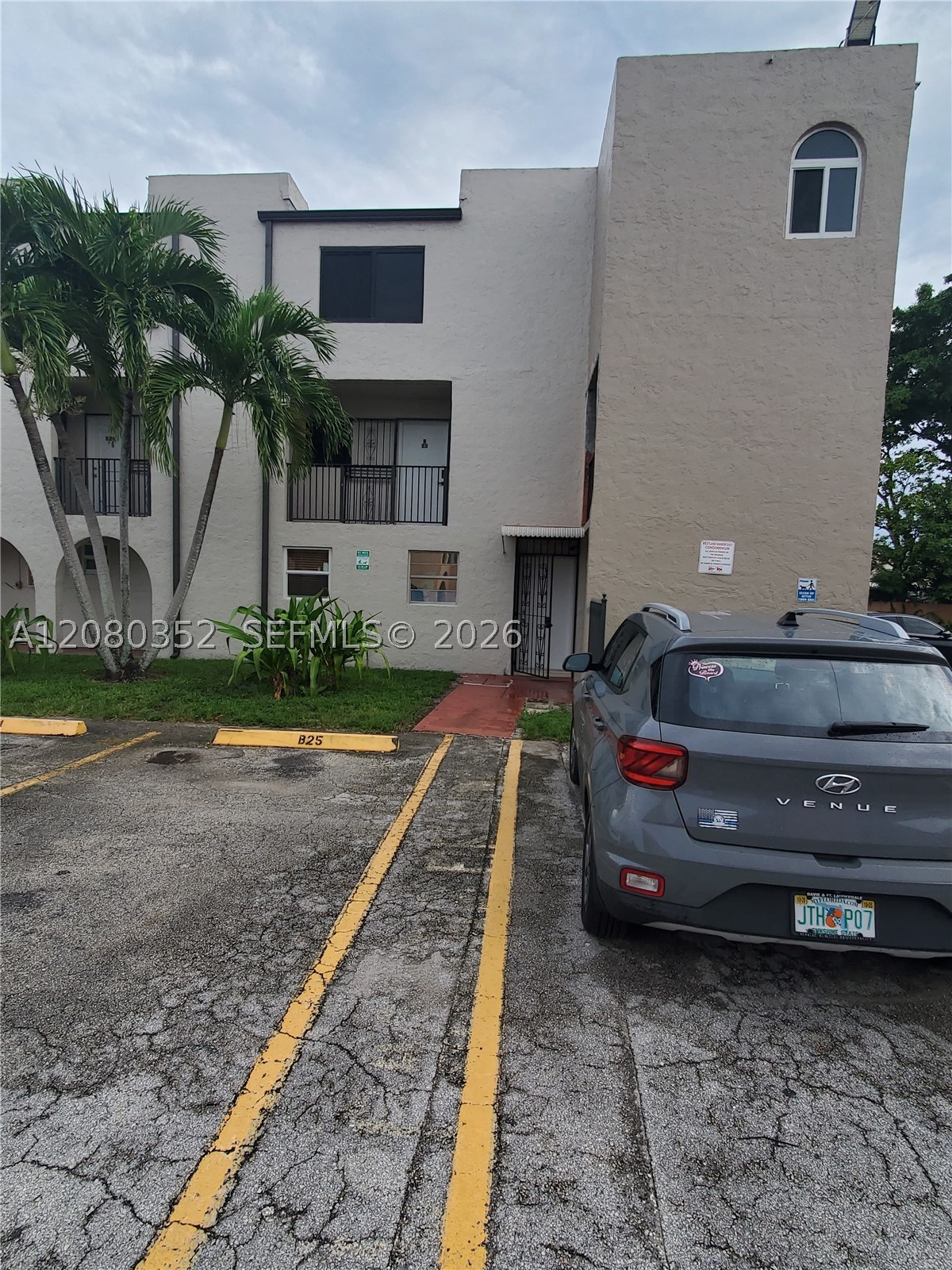 Hialeah photo 3