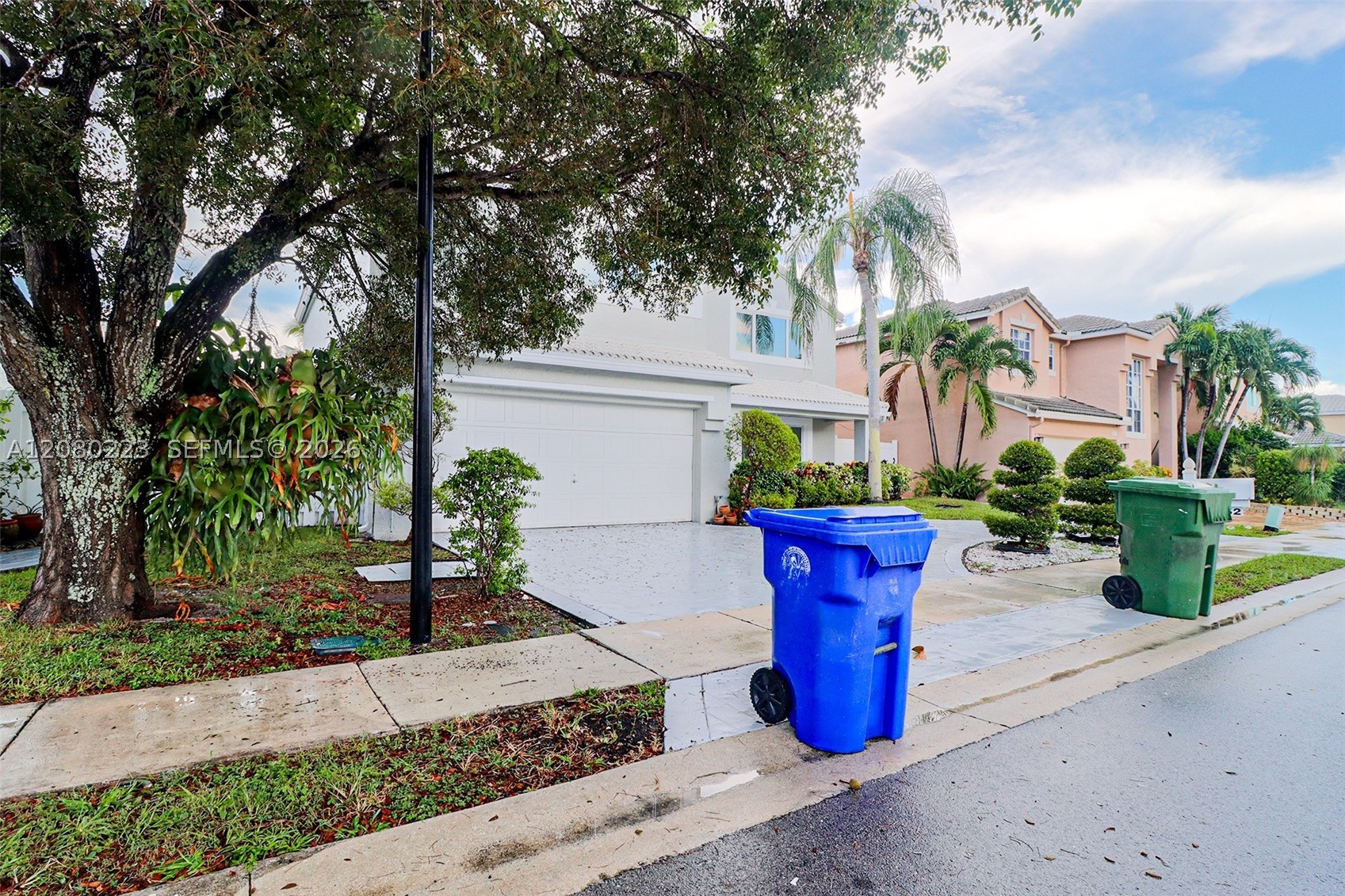 Pembroke Pines photo 3
