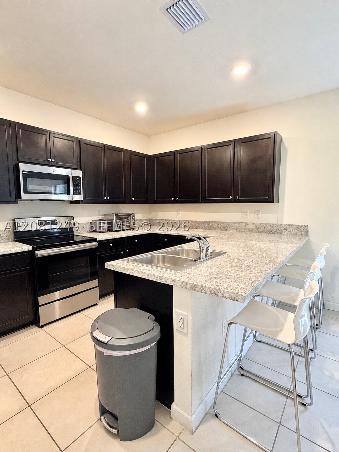 Hialeah photo 5