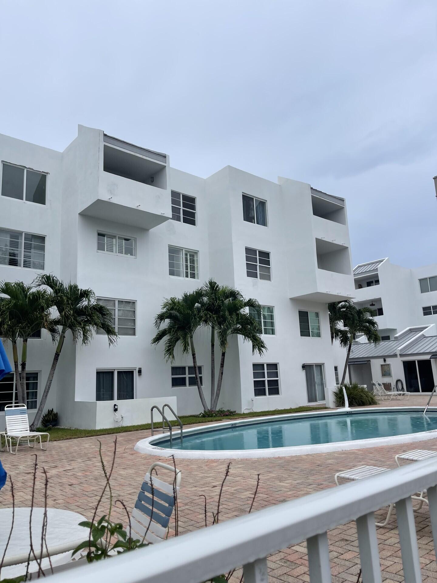 Pompano Beach photo 2