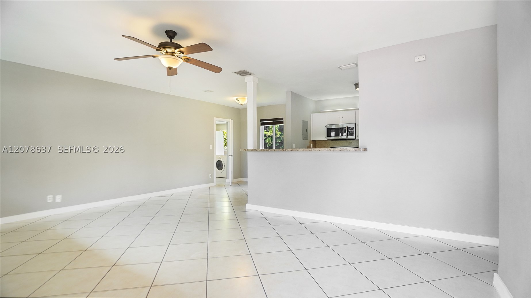 Hallandale Beach photo 4
