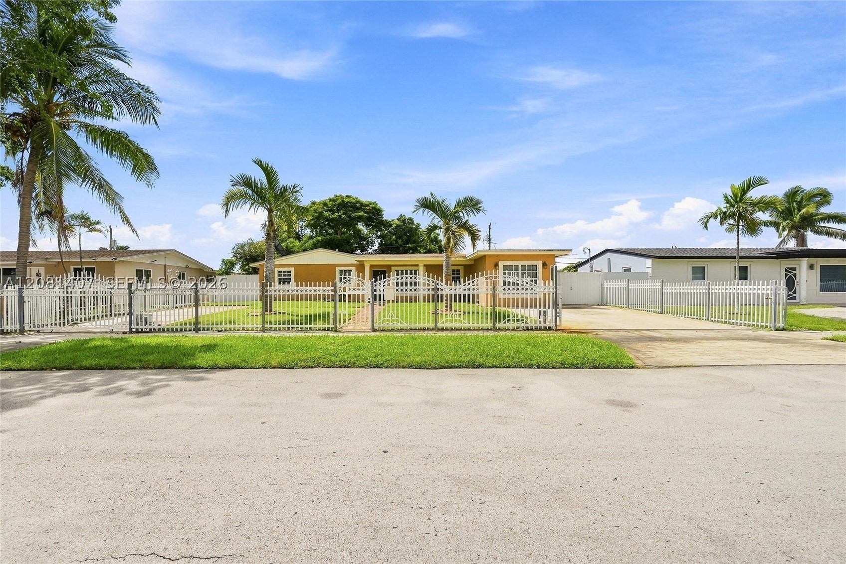 Miami Gardens photo 1
