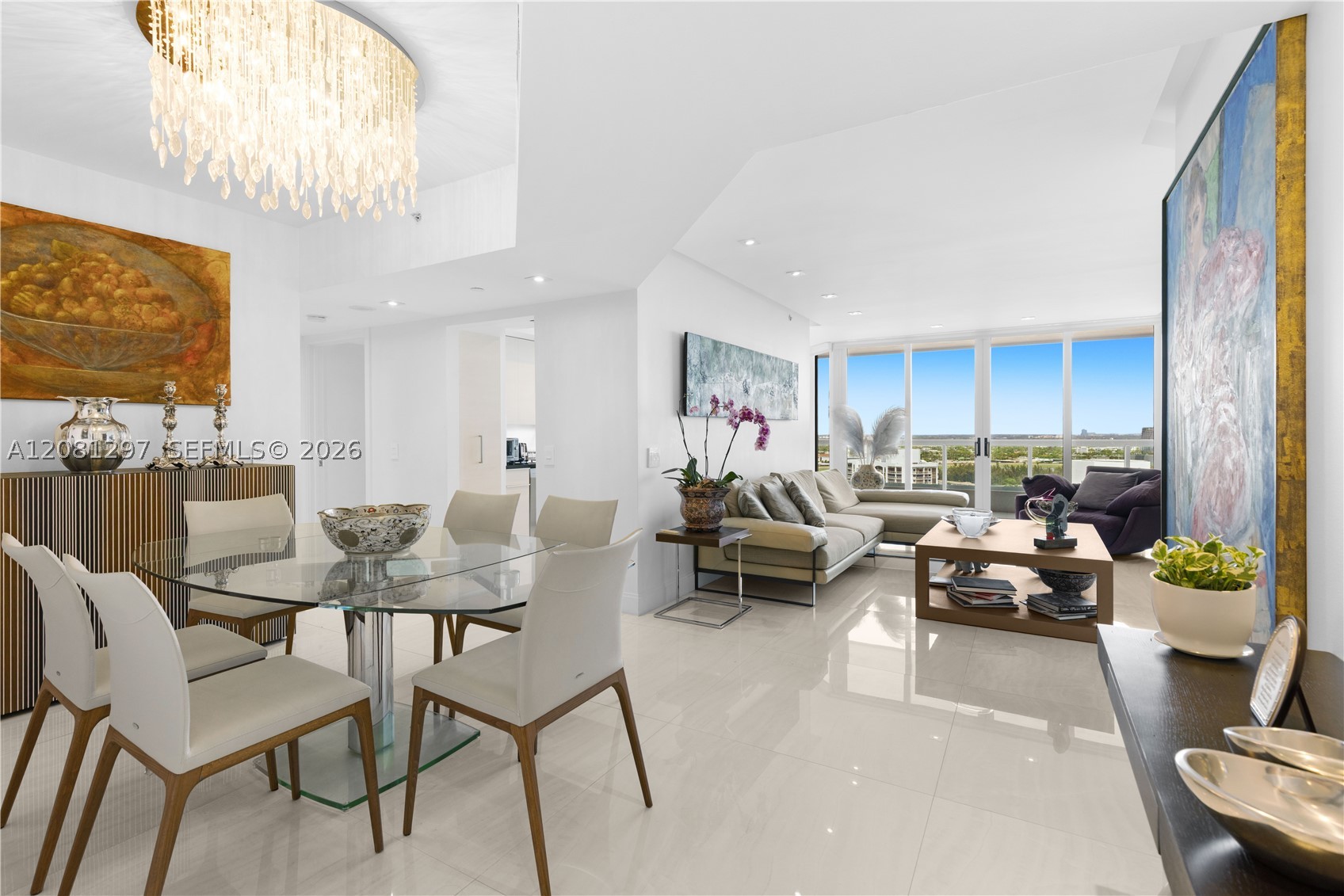 Aventura photo 1