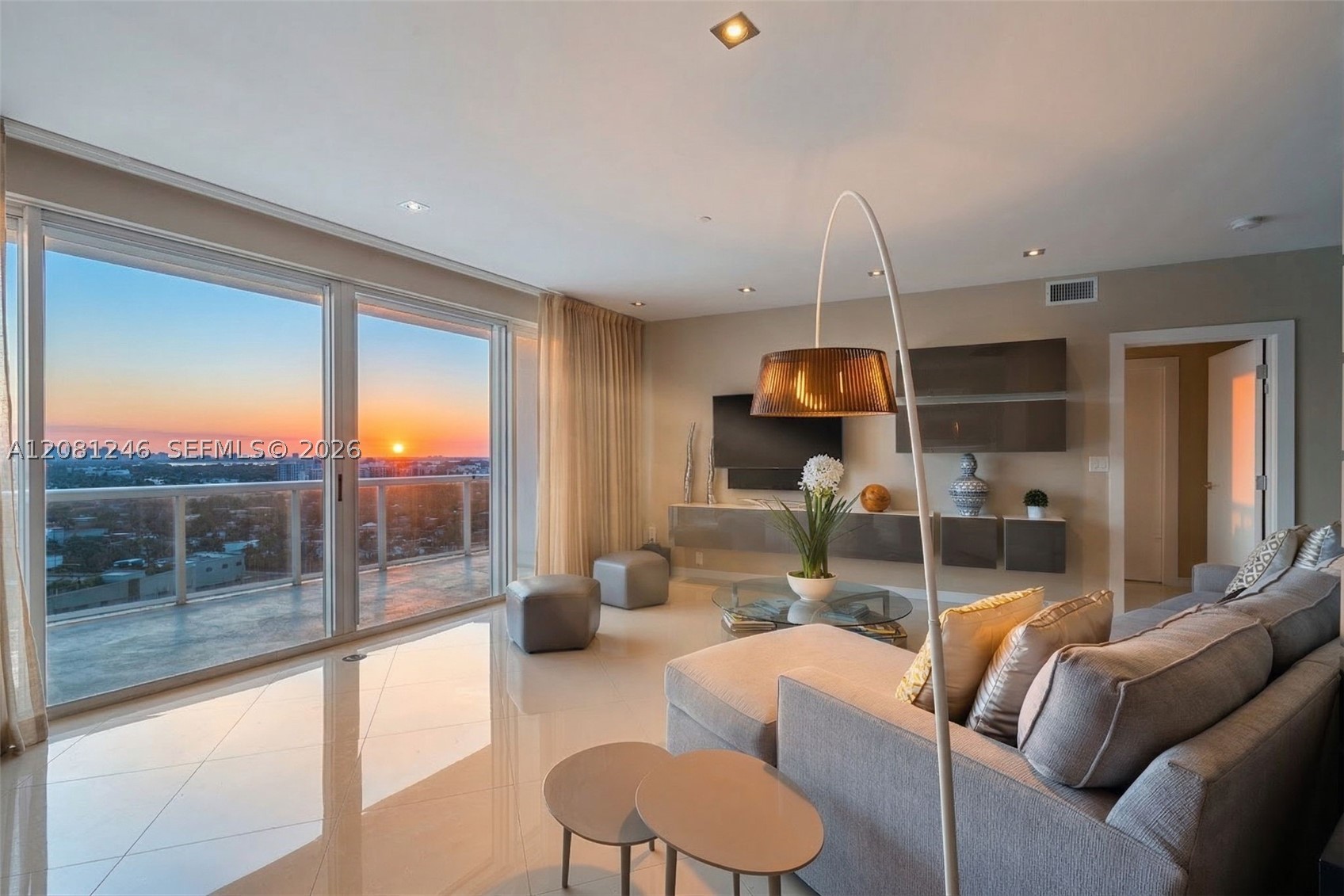 Bal Harbour photo 2
